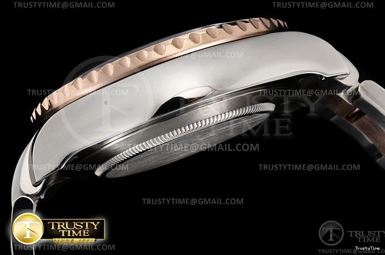 0114 ROLYM185 – YachtMaster Colorful 1081